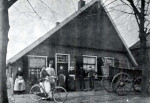 voor de winkel van Velten (Broeze), Enter